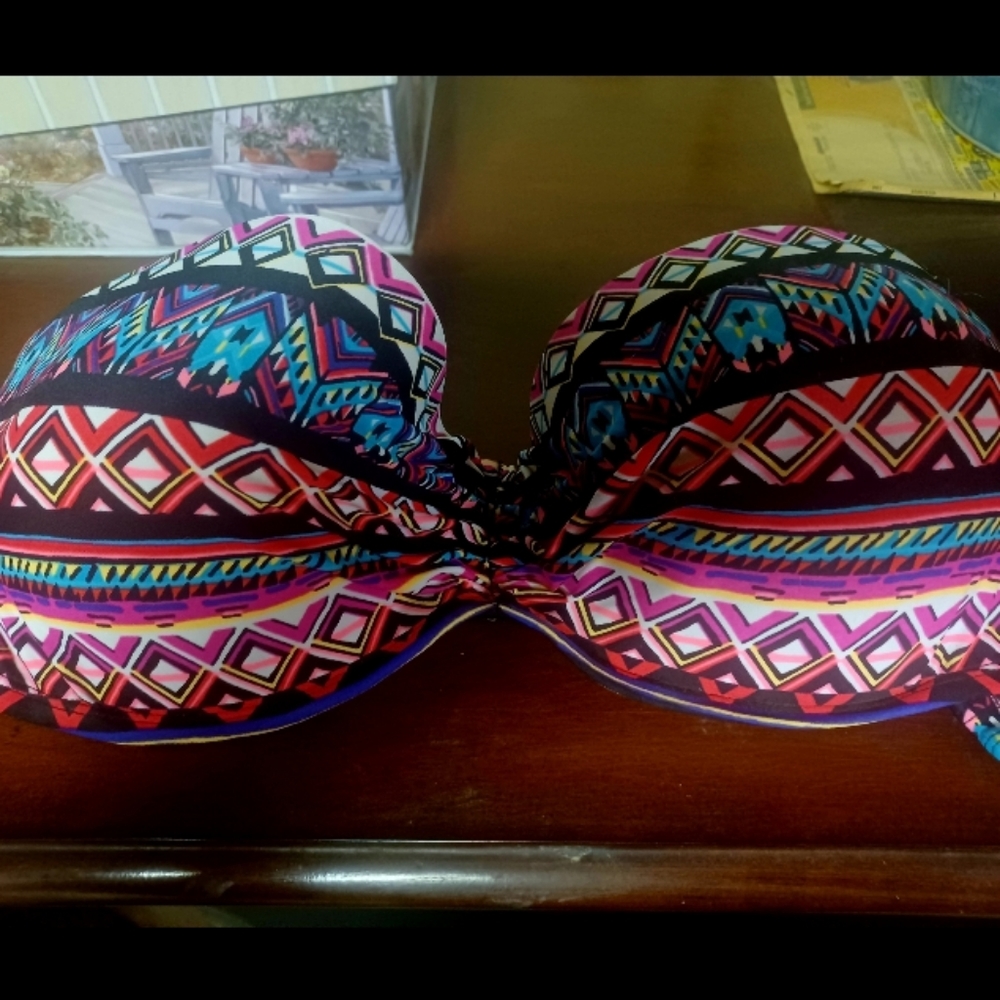 2/$15 CATALINA Strapless Bikini Top 36 - 38D